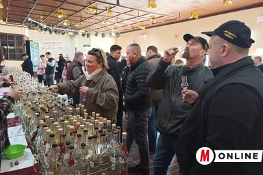Február második szombatján immár 12. alkalommal tartja meg a Rizling Szőlészek és Gyümölcsészek Egyesülete nemzetközi pálinkaversenyét (Fotó: Kazinczy Paszterkó Diana felvétele)
