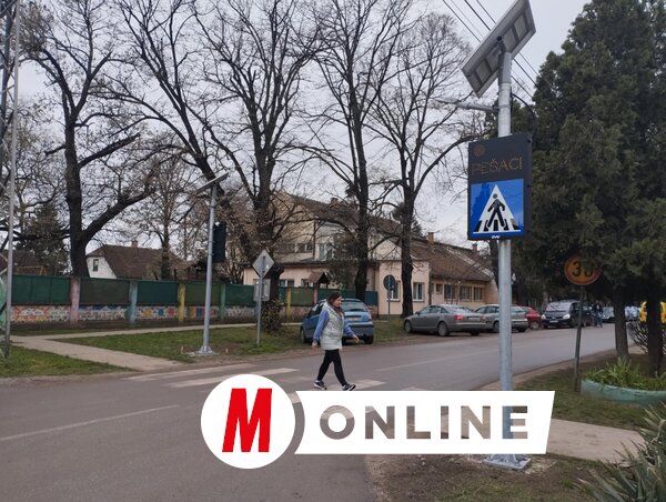 A közlekedésbiztonság növelése érdekében több helyszínen intelligens gyalogátkelőhelyeket alakítottak ki (Fotó: Kancsár Izabella archívuma)