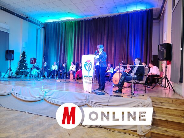 A Hagyományápoló Klub elmúlt évi munkájáról Robotka Angéla, a klub elnöke számolt be (Paraczky László felvétele)