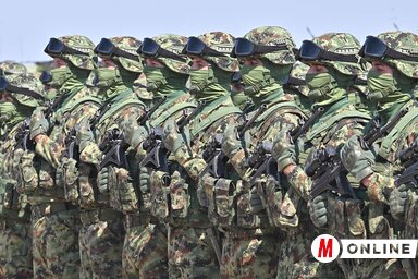 Újvidéken is megkezdték a hadkötelesek katonai nyilvántartásba vételét (Fotó: Ótos András illusztrációja)