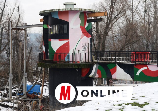 A munka a kedvezőtlen hidrológiai és meteorológiai körülmények ellenére is folyik, a sétány mentén lévő vízlelőhelyek környékén állandó
mozgolódást észlelünk (Fotó: Dávid Csilla felvétele)