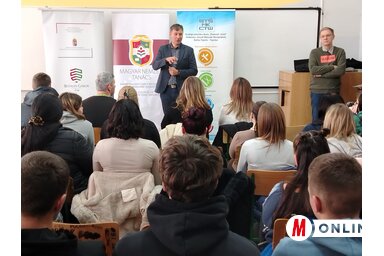 Hajvert Ákos nyitotta meg a rendezvényt