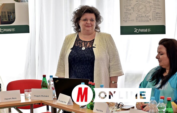 A tanácskozás dr. Juhász Erika, a Nemzeti Művelődési Intézet szakmafejlesztési igazgatója előadásával kezdődött (Fotó: Gergely Árpád felvétele)