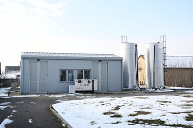 A korszerű turiai vízgyár épülete (Fotó: Paraczky László)