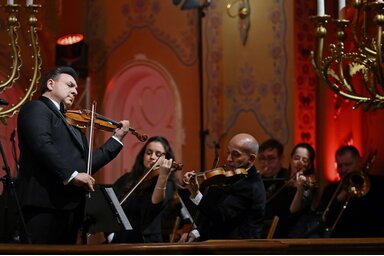 Mága Zoltán a szabadkai Zsinagógában /Fotó: Molnár Edvárd