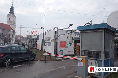 Január 26-án bezárják a belvárosában, a Szerb Nemzeti Színház mögött található parkolót (Fotó: Szeli Balázs felvétele)