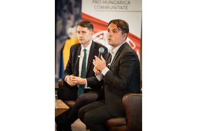 Magyar Szövetség/Gubík László, a Magyar Szövetség elnöke Pásztor Bálinttal, a Vajdasági Magyar Szövetség elnökével