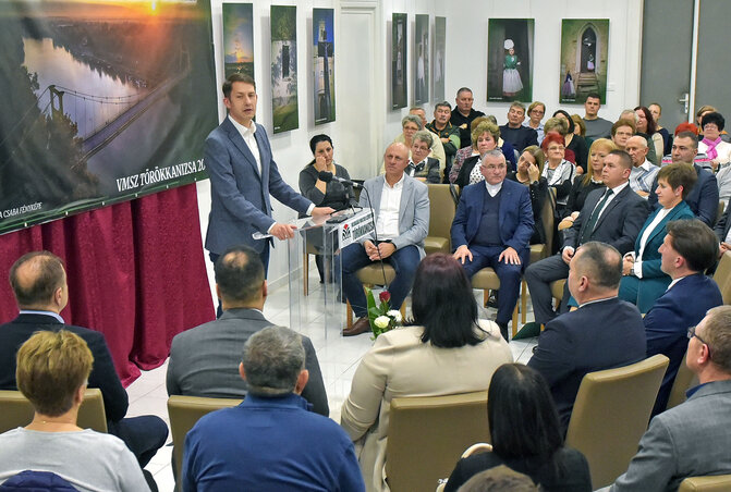 Dr. Pásztor Bálint: A VMSZ törökkanizsai községi szervezete kiváló munkát végez