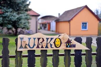 Fotó: Molnár Edvárd / A Lurkóházakban 12 nevelő 60-65 gyermeket segít a mindennapokban