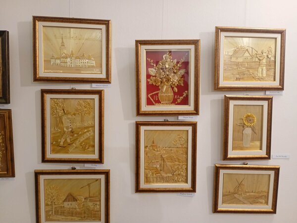 A női kezeket dicséri minden alkotás