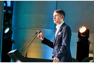 Dr. Pásztor Bálint Facebook-oldala