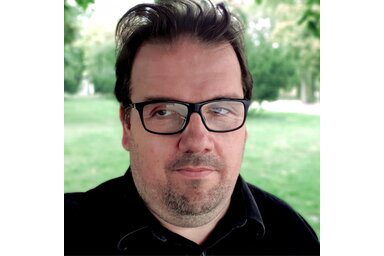 Az interjúalany fotója/Dr. Ország-Krisz Axel