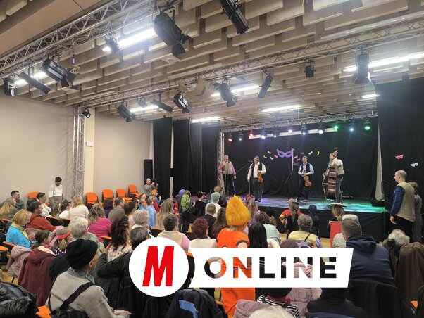 A jó hangulatról és a talpalávalóról a Juhász zenekar gondoskodott