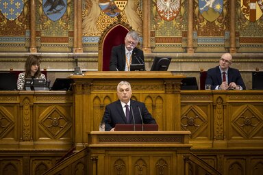 A magyar miniszterelnök hangsúlyozta, a kormány az ukránok által előidézett vészhelyzetet elhárította (Fotó: MTI)