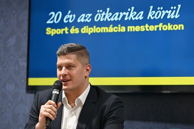 Az egyik legsikeresebb magyar mellúszó egy évben akár több aranyérmet is szerzett (Molnár Edvárd felvétele)