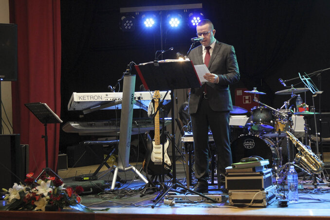 Bájity Borisz, a VMSZ újvidéki szervezetének elnöke köszöntötte a vendégeket