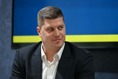 Gyurta Dániel 2024 óta a Külgazdasági és Külügyminisztérium Sportdiplomáciai Főosztályának vezetője, korábban a Nemzetközi Olimpiai Bizottság tagja és a MOB munkatársa volt (Molnár Edvárd fe