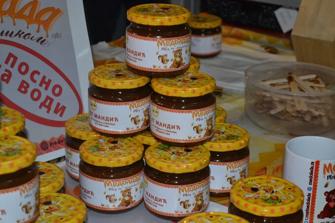 Bemutatkoztak a méhészetek is