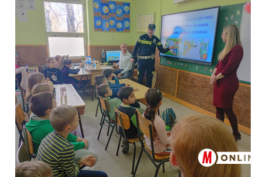 Szerdán a horgosi Kárász Karolina Általános Iskolában zajlott a közlekedésbiztonsági előadás/BJK