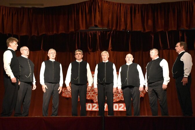 A Botra férfikórus a Petőfi Sándor Magyar Kultúrkör 2024-es Évadzáró műsorán / Petőfi Sándor Magyar Kultúrkör/archívum