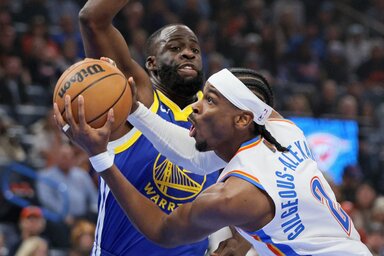 Beta/AP / Gilgeous-Alexander 27 pontot rámolt be a Golden State gyűrűjébe