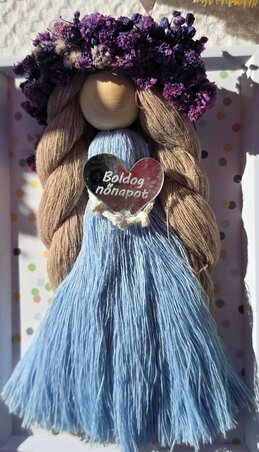 Kreatív ajándéktárgyakból sem volt hiány