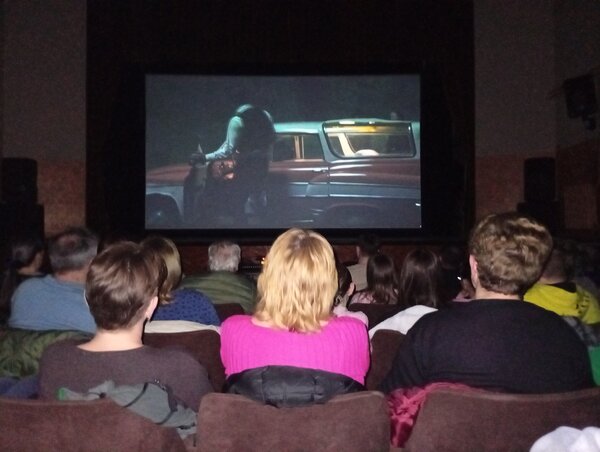 A színházterem zsúfolásig megtelt (Fotó: Vidács Hajnalka)