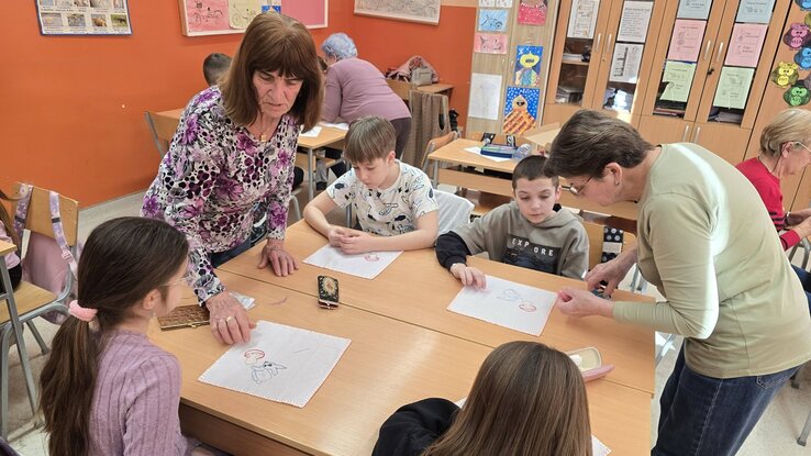 Színes cérnák, kreatív ötletek