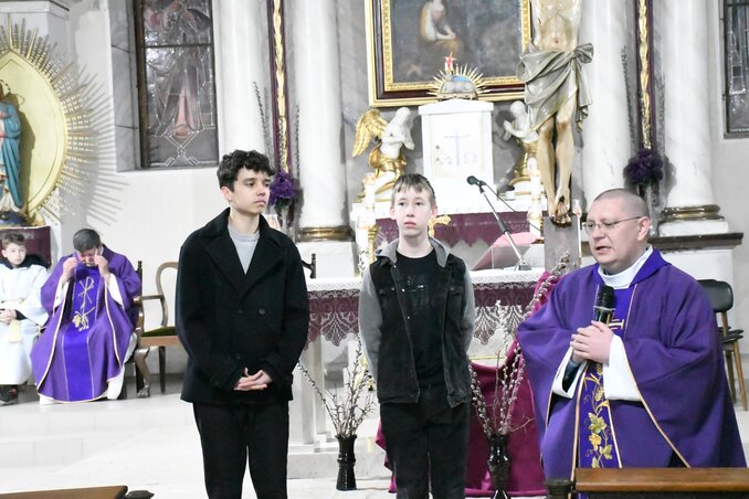 Zsúnyi Tibor plébánossal