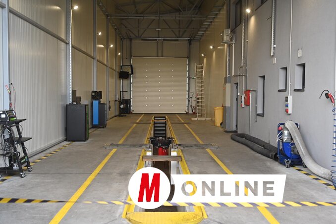 A Bata Kft. új szolgáltatóipari fejlesztésének köszönhetően mindent egy helyen el tudnak intézni a mezőgazdászok a gépek javításától a műszaki vizsgáztatásig (Fotó: Ótos András felvétele)