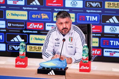 Gattuso mesternek nem lesz egyszerű hétvégéje… (Fotó: Beta/AP)