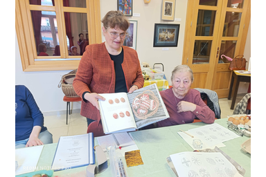 Kapitány-Mátájsz Sarolta foglalkozás közben  / Fotó: L. Móger Tímea