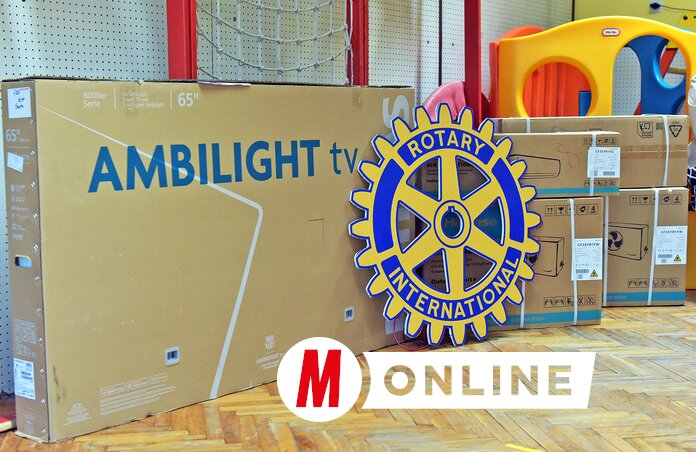 Az adakozó polgárok jóvoltából 150 ezer dinár értékű adományt adhattak át (Fotó: Gergely Árpád felvétele)