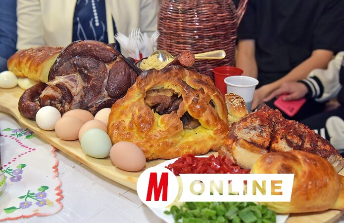 A húsvéti kiállításon a hagyományos húsvéti étkeket és kellékeket mutatják be (Fotó: Gergely Árpád felvétele)