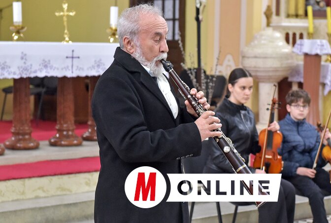 Baráth László tárogatójátéka emelte a megemlékezés színvonalát (Fotó: Gergely Árpád felvétele)