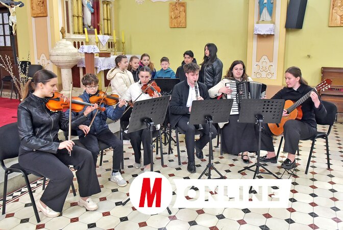 A Csillagok jövőbe mutató fényként ragyogtak (Fotó: Gergely Árpád felvétele)