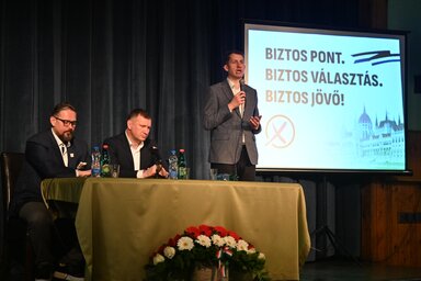 Dr. Juhász Bálint, Tóth Zoltán, dr. Pásztor Bálint (Fotó: Ótos András)