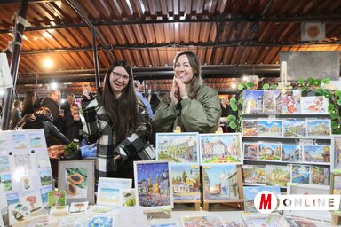 Átlagban 330 kiállító vesz részt a rendezvényen, a Halpiac pultjai között eseményenként négyezren fordulnak meg (Fotó: Diósi Árpád felvétele)