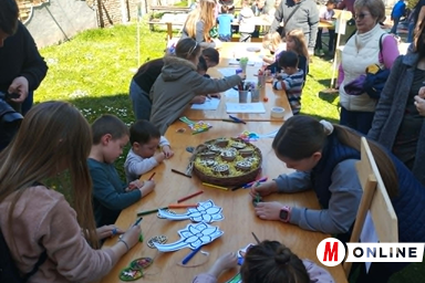 Kézműves foglalkozások várták a gyermekeket (Kancsár Izabella felvétele)