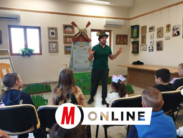 A Fekete mese című interaktív bábelőadást is megtekinthették az érdeklődők