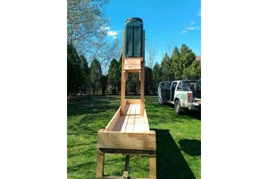 A vadetető már a helyén van