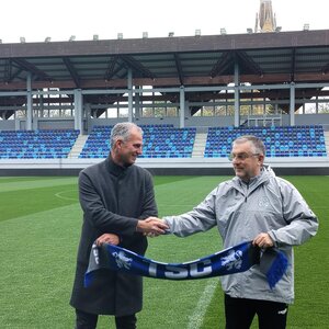 Fotó: A stadionban Palágyi Szabolccsal, a TSC vezérigazgatójával