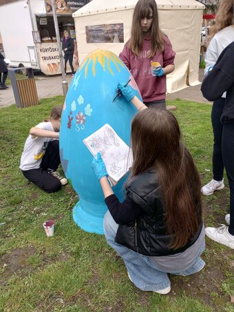 Tetszőleges módon kerülnek fel a vázlat mintái