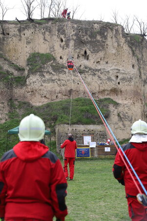 A magasból mentés bemutatása / Fotó: Lakatos János