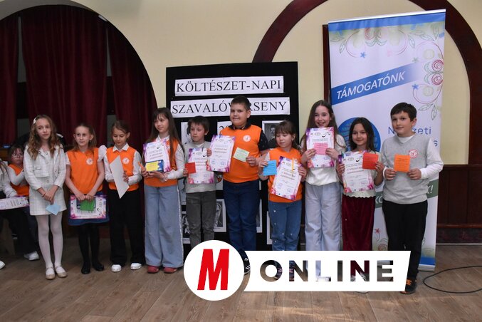 A harmadikosoknál tíz szavaló kapott ajándékutalványt (Fotó: Kancsár Izabella felvétele)