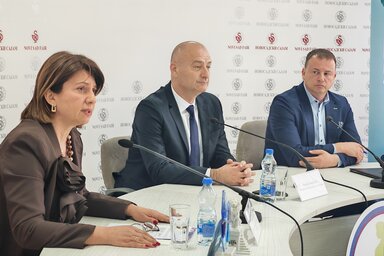 A tartományi kormány felvétele