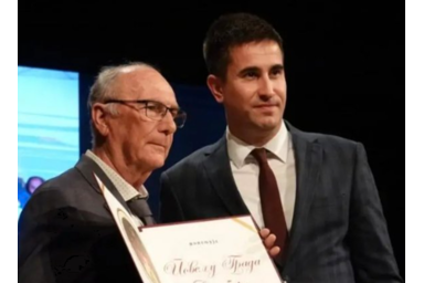 A kitüntetést Antonio Ratković polgármestertől vette át
