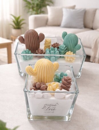 Erika legalább ötvenféle virágot készít, köztük kaktuszokat is