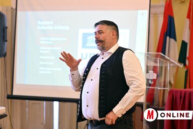 Pintér Zsolt az MTTK-n (Fotó: Molnár Edvárd felvétele)