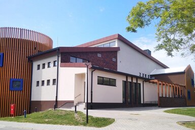 Fotó: Herceg Elizabetta/  A fedett medence épülete